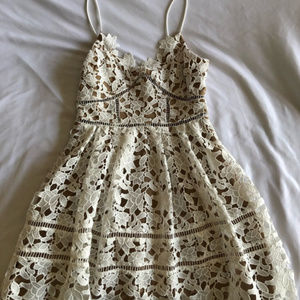 Apricot Lane Lace Dress - White & Nude, Size Small